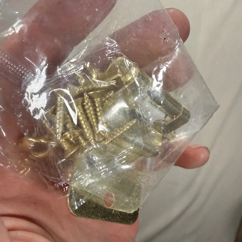 Lot of 20 Brass Cabinet Hinges 1/2